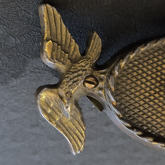 Door bell with mounting screws - Picture 3 of 4